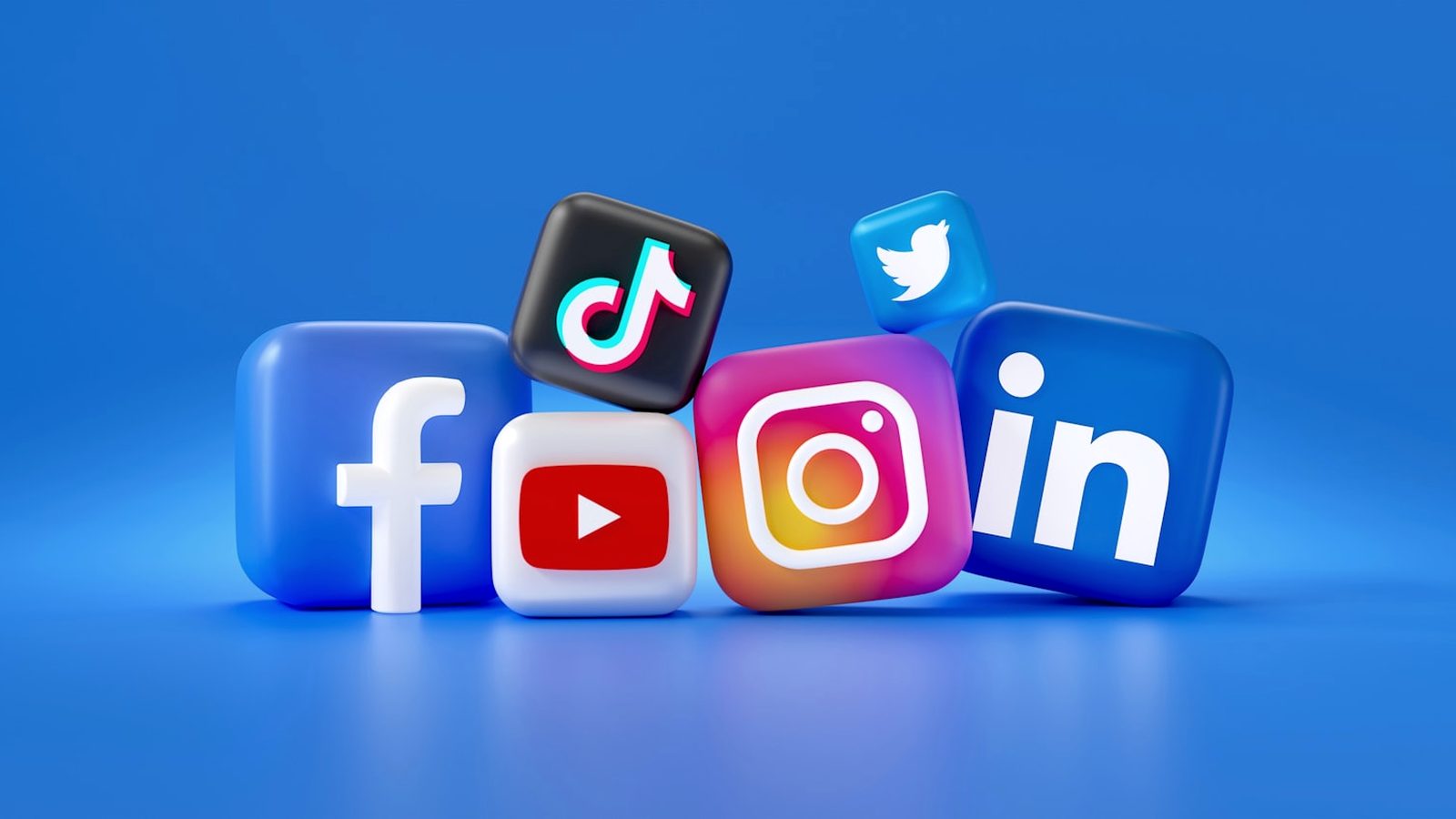 Instagram-markkinoinnin aloitussuunnitelma kuukaudelle muistiinpanoissa