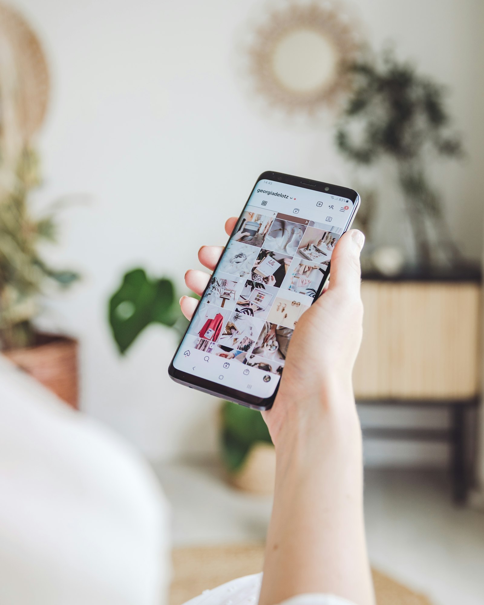 Meta ja Google Display retargeting-kampanjat